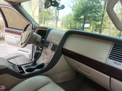 Lincoln Aviator 2004, 242000 км, за 3435.74 USD - фото 8