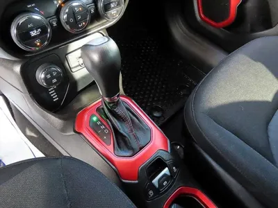Jeep Renegade 2017, 135223 км, за 4957.7 USD - фото 10