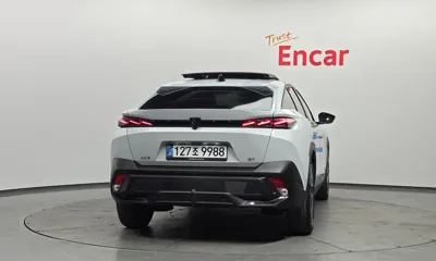Peugeot 408 2025, 6257 км, за 24744.41 USD
