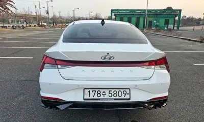 Hyundai Avante 2021, 71064 км, за 12052.12 USD