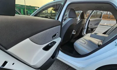 Hyundai Avante 2021, 71064 км, за 12052.12 USD - фото 13
