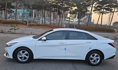 Hyundai Avante 2021, 71064 км, за 12052.12 USD - фото 20