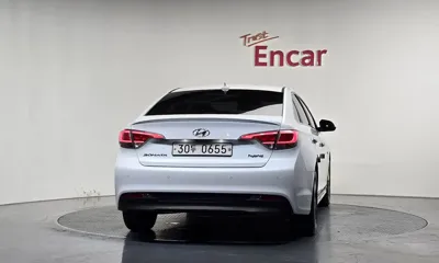 Hyundai Sonata 2017, 137185 км, за 7084.32 USD