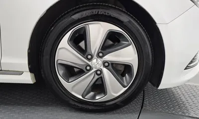 Hyundai Sonata 2017, 137185 км, за 7084.32 USD - фото 21