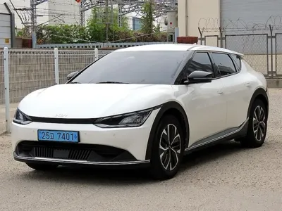 Kia EV6 2022, 117000 км, за 15426.02 USD