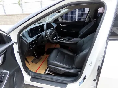 Kia EV6 2022, 117000 км, за 15426.02 USD
