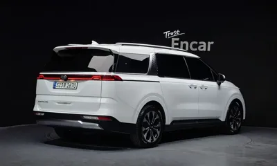 Kia Canival 2021, 86920 км, за 17152.3 USD