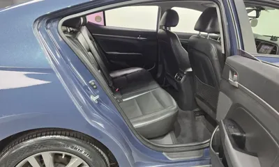 Hyundai Avante 2016, 125858 км, за 4234.53 USD - фото 12