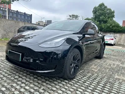 Tesla Model Y 2023, 80000 км, за 16627.11 USD