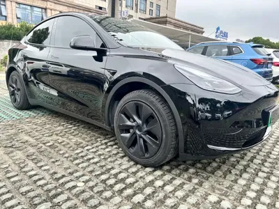 Tesla Model Y 2023, 80000 км, за 16627.11 USD