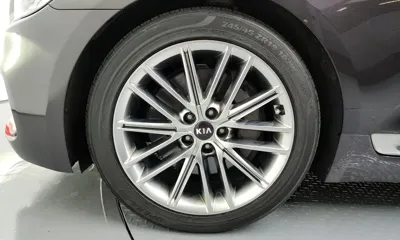 Kia K9 2021, 126934 км, за 13900.65 USD