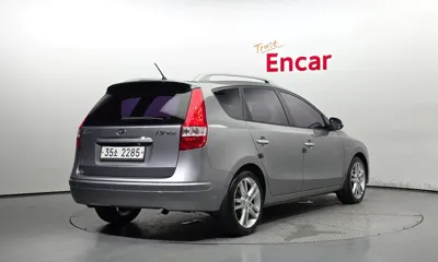 Hyundai i30 2011, 156172 км, за 3152.92 USD