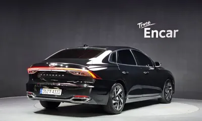 Hyundai Grandeur 2022, 100679 км, за 14201.96 USD