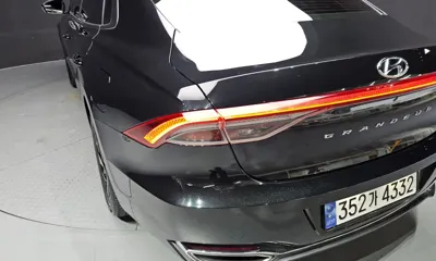 Hyundai Grandeur 2022, 100679 км, за 14201.96 USD - фото 23