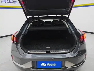 Zeekr 001 2022, 30700 км, за 21159.1 USD