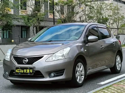Nissan Tiida · 2012 год