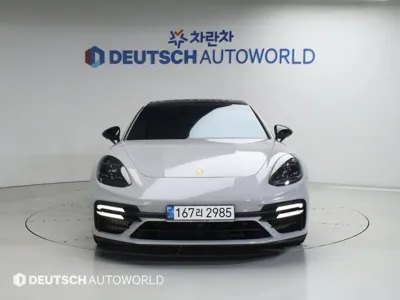Porsche Panamera 2021, 65554 км, за 72200.34 USD
