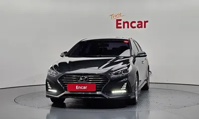 Hyundai Sonata 2019, 74656 км, за 8273.62 USD