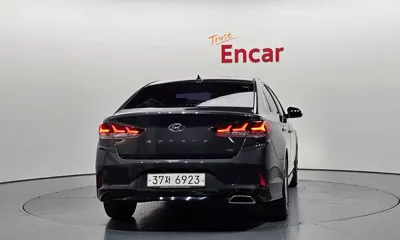 Hyundai Sonata 2019, 74656 км, за 8273.62 USD