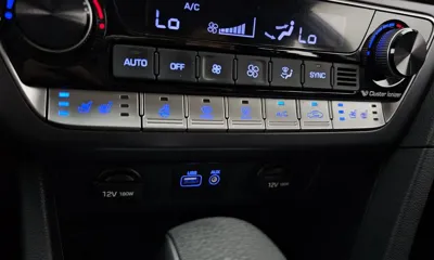 Hyundai Sonata 2019, 74656 км, за 8273.62 USD - фото 16