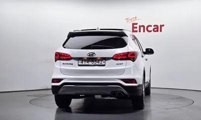 Hyundai Santafe 2016, 113341 км, за 8205.33 USD