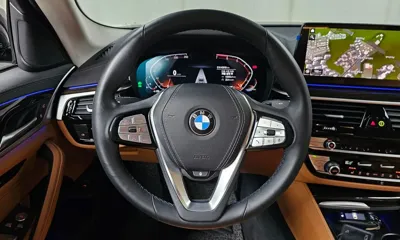 BMW 5-Series 2023, 43018 км, за 25981.63 USD - фото 13