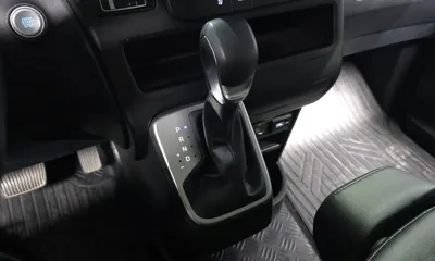Hyundai Staria 2023, 35195 км, за 17876.87 USD - фото 9