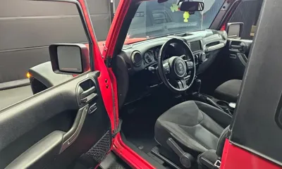 Jeep Wrangler 2016, 99678 км, за 14542.58 USD - фото 11