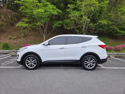 Hyundai Santafe 2013, 165339 км, за 4759.39 USD