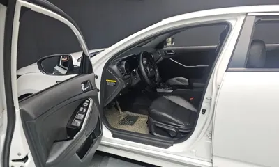 Kia K5 2014, 148307 км, за 3275.57 USD - фото 10