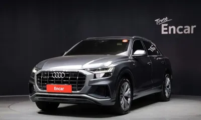 Audi Q8 · 2020 год