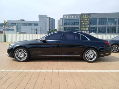Mercedes-Benz S-Class 2014, 237000 км, за 12800.32 USD