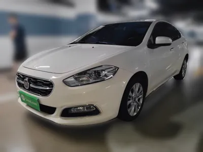 Fiat Viaggio · 2015 год