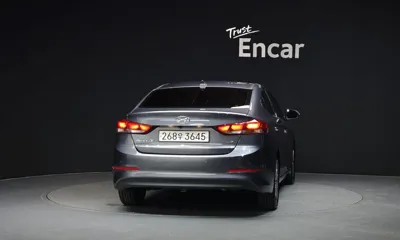 Hyundai Avante 2017, 74946 км, за 5211.73 USD