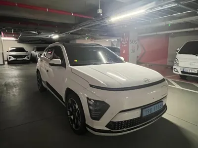 Hyundai Kona 2023, 71332 км, за 17987.27 USD