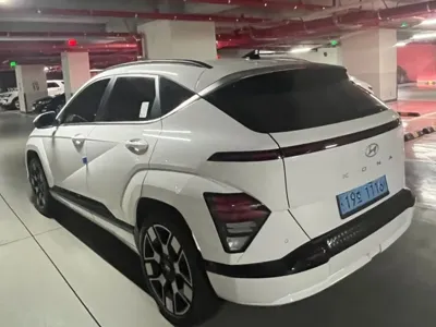Hyundai Kona 2023, 71332 км, за 17987.27 USD