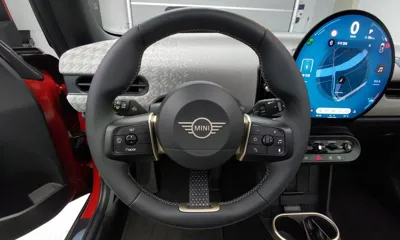 MINI Cooper 2025, 4561 км, за 22687.37 USD - фото 6