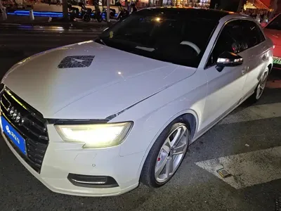 Audi A3 · 2017 год