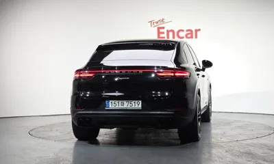 Porsche Cayenne 2023, 57852 км, за 69705.97 USD