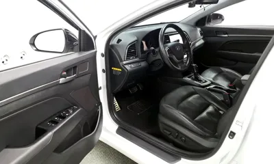 Hyundai Avante 2016, 165879 км, за 6607.2 USD - фото 10
