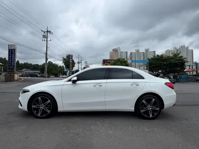Mercedes-Benz A-Class 2025, 28839 км, за 20491.82 USD