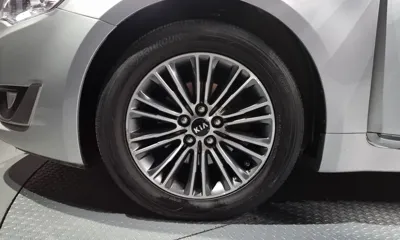 Kia K7 2015, 105811 км, за 3599.58 USD