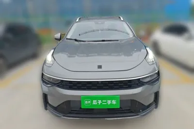 Lynk & Co 01 2021, 41300 км, за 12378 USD