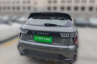 Lynk & Co 01 2021, 41300 км, за 12378 USD