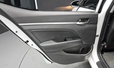 Hyundai Avante 2020, 37152 км, за 8465.19 USD - фото 25