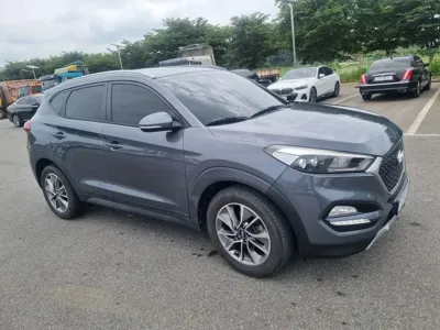 Hyundai Tucson 2018, 87700 км, за 7866.21 USD
