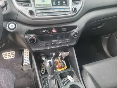 Hyundai Tucson 2018, 87700 км, за 7866.21 USD - фото 14