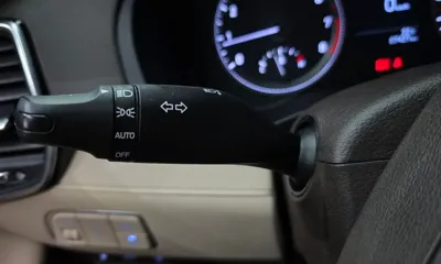 Hyundai Grandeur 2018, 87427 км, за 11004.75 USD - фото 28