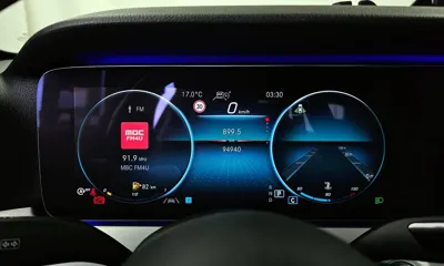 Mercedes-Benz E-Class 2021, 94940 км, за 18905.08 USD - фото 8