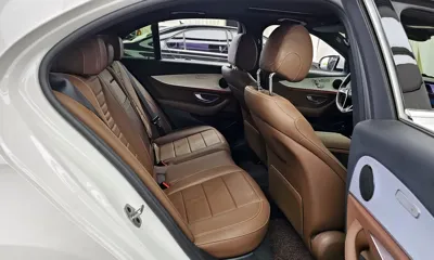 Mercedes-Benz E-Class 2021, 94940 км, за 18905.08 USD - фото 12